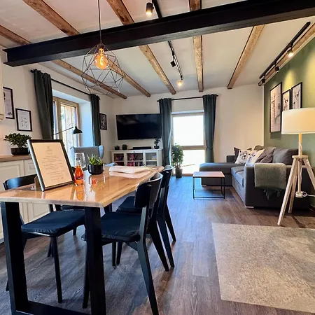 Moderne - Alpakahof Zum Himmelreich, Traumhafte Lage, Terrasse Mit Weitblick, Kostenfreier Parkplatz, Naehe Kurklinik, Optional Sauna * Bad Gottleuba-Berggiesshuebel